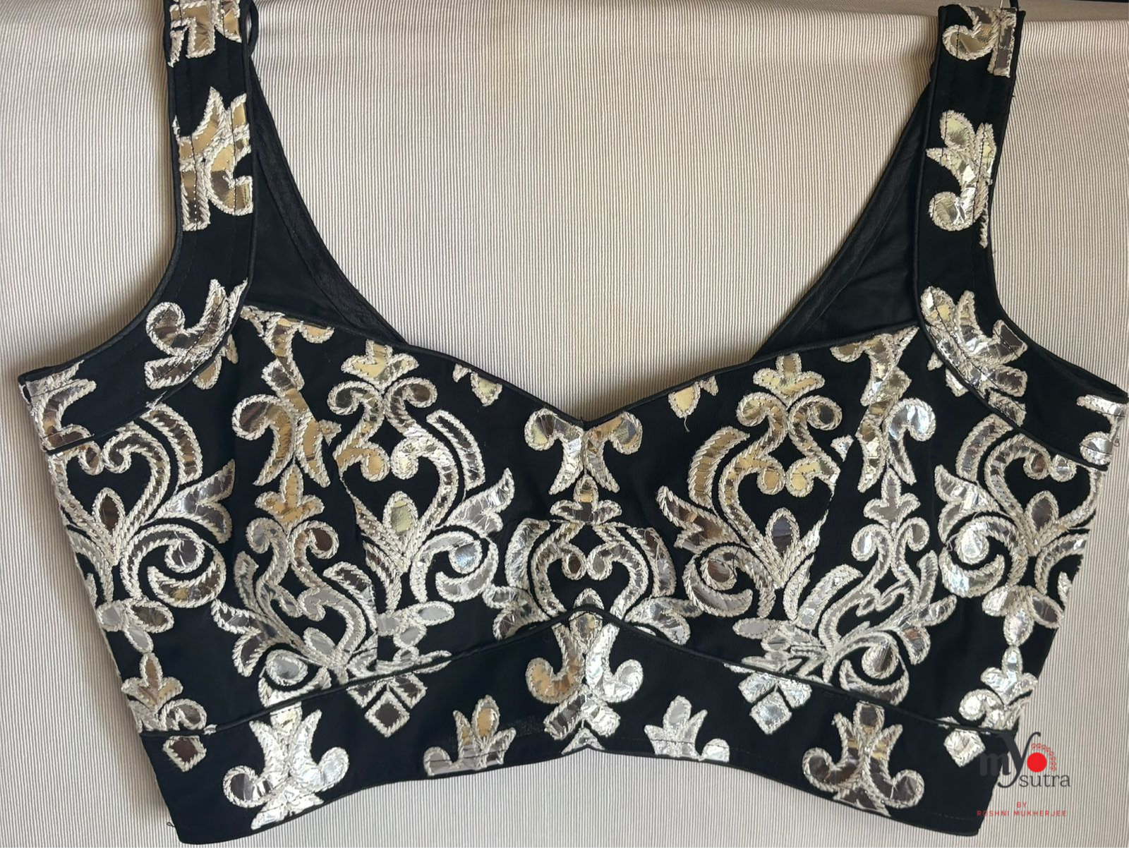 Designer Gota Patti Blouse – Contrast Ethnic Saree Blouse with Handcrafted Gota Work - Image 3